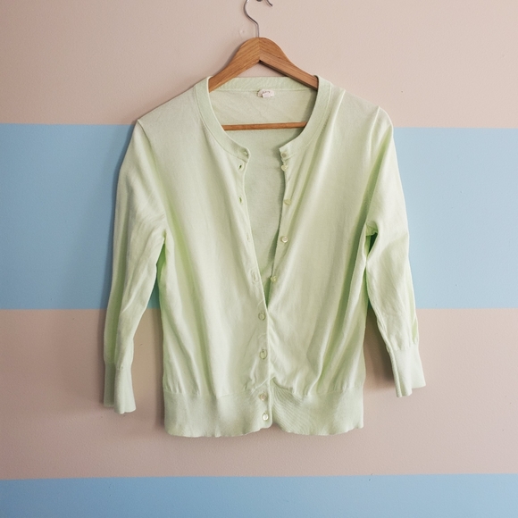 J. CREW Light Green Cardigan - Picture 5 of 6